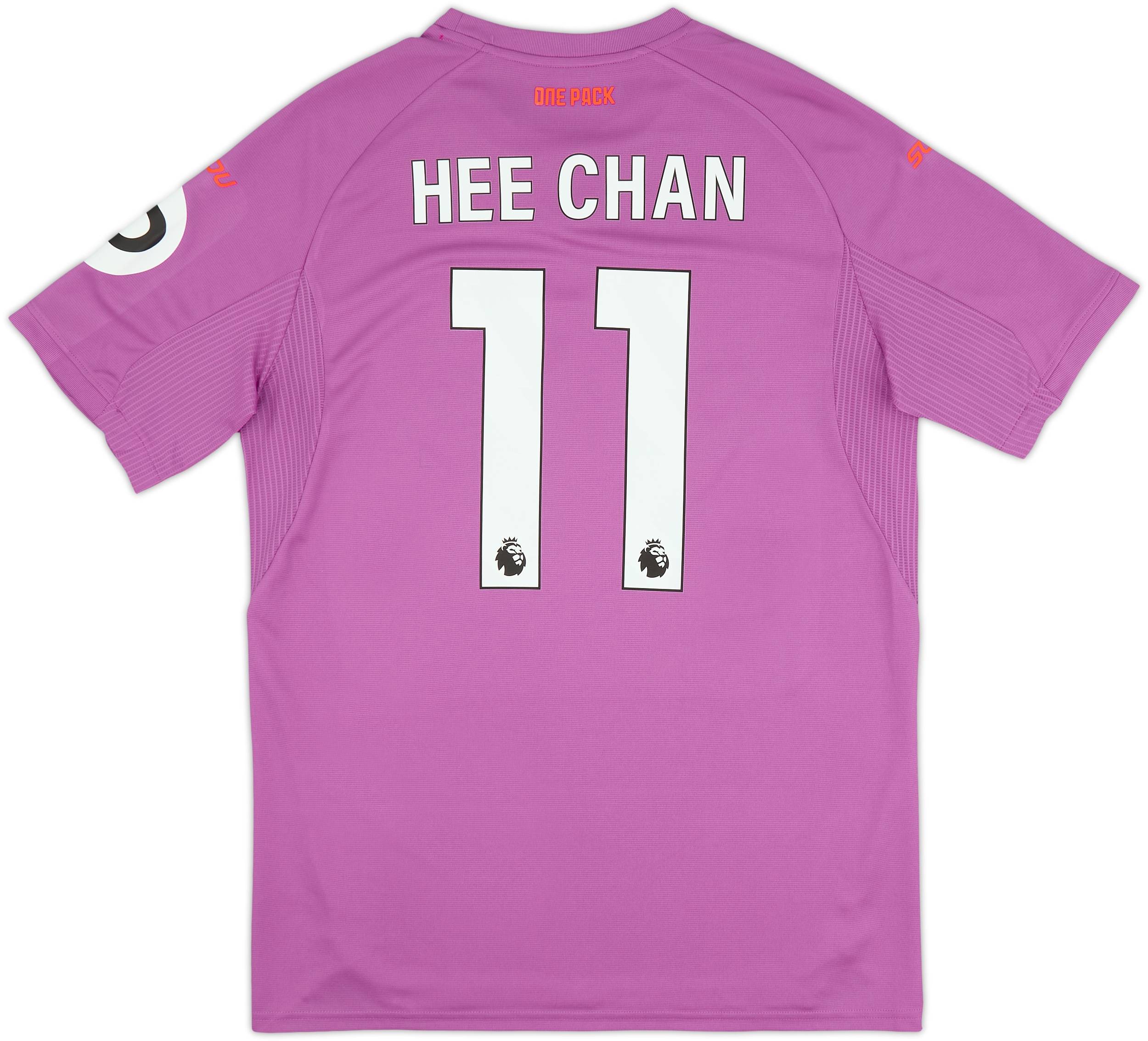 2024-25 Wolves Third Shirt Hee Chan #11