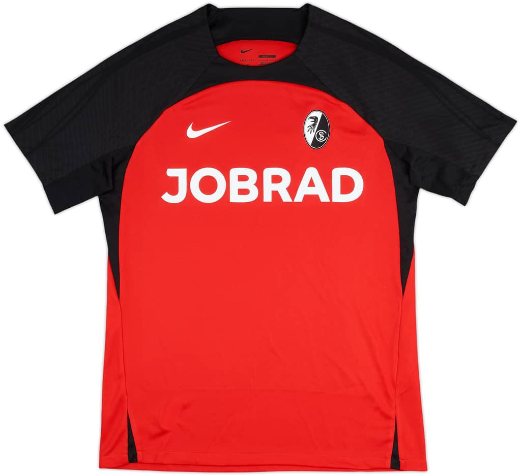 2023-24 Freiburg Nike Training Shirt - 8/10 - (L)