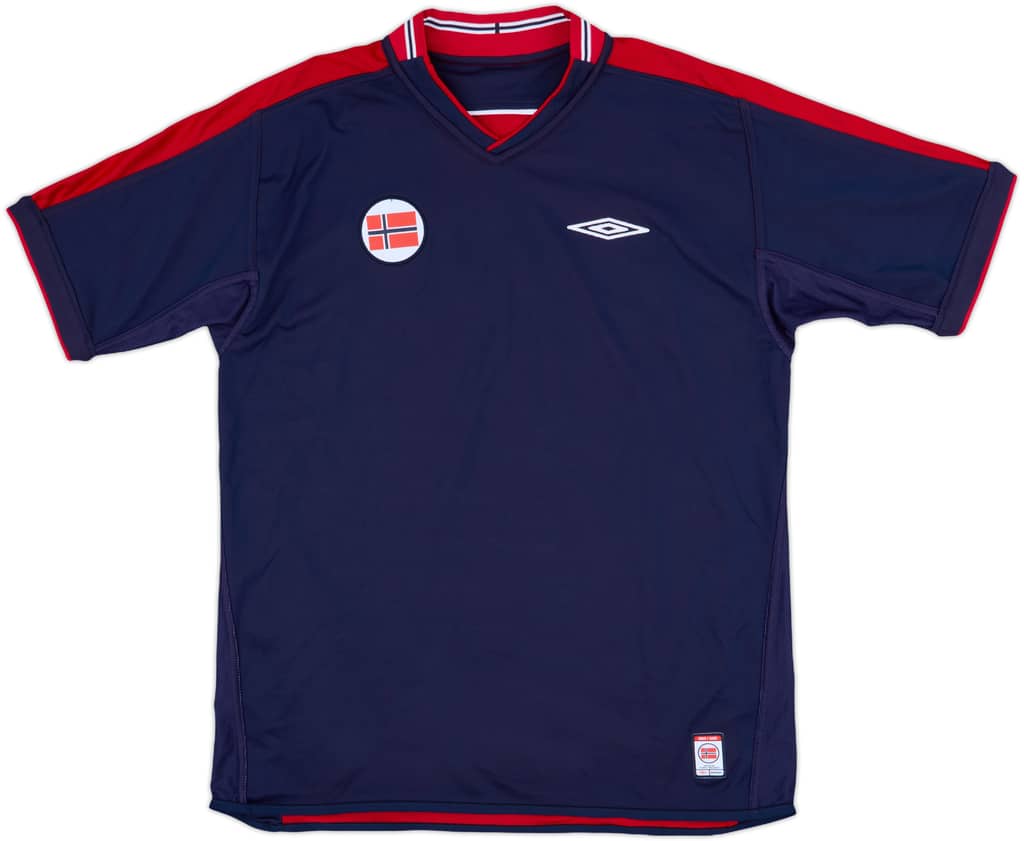 2003-04 Norway Home Shirt (L)