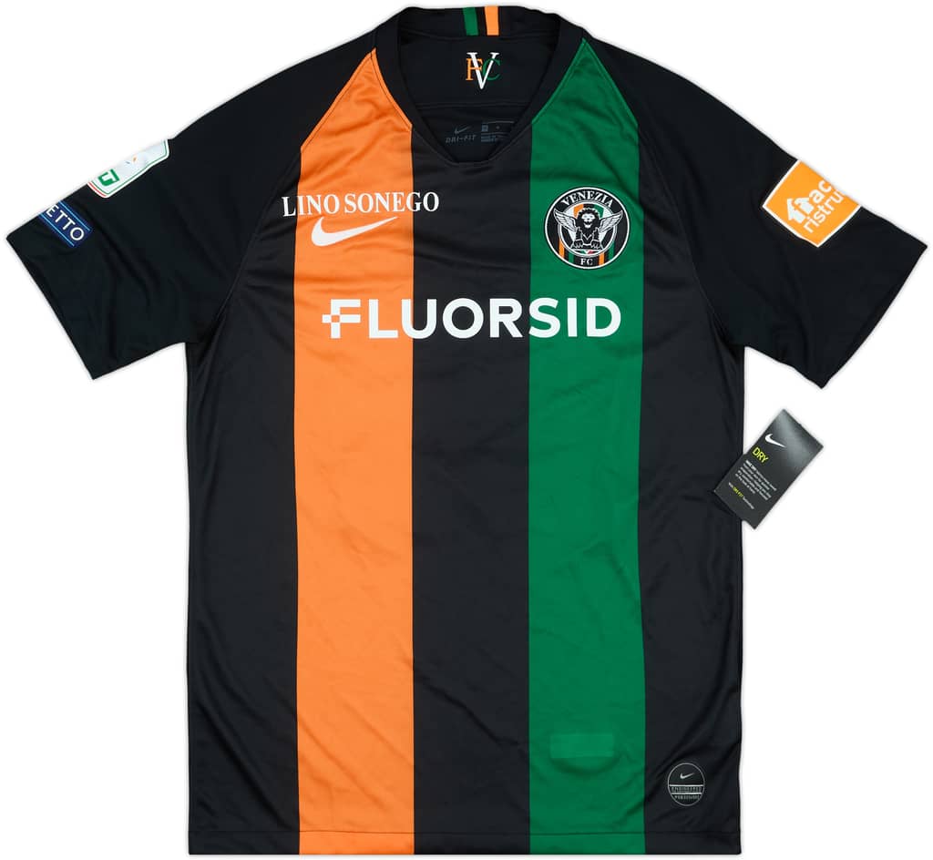 2019-20 Venezia Match Issue Home Shirt Lollo #25