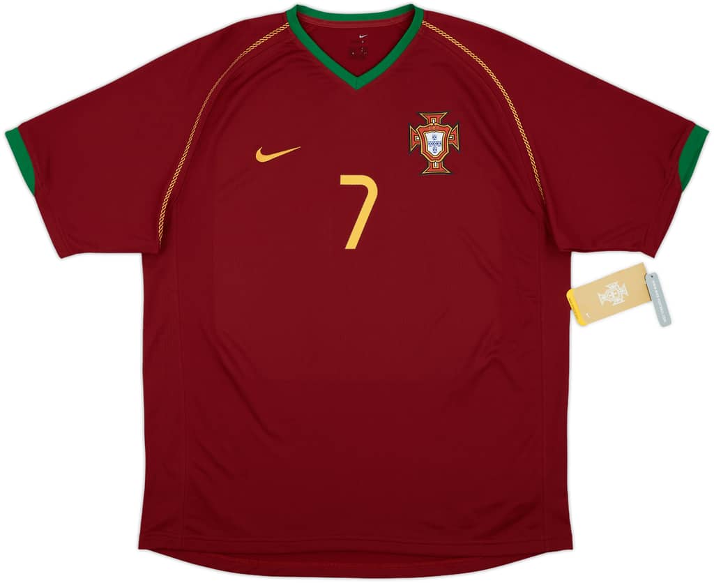 2006-08 Portugal Home Shirt Figo #7 (XL)