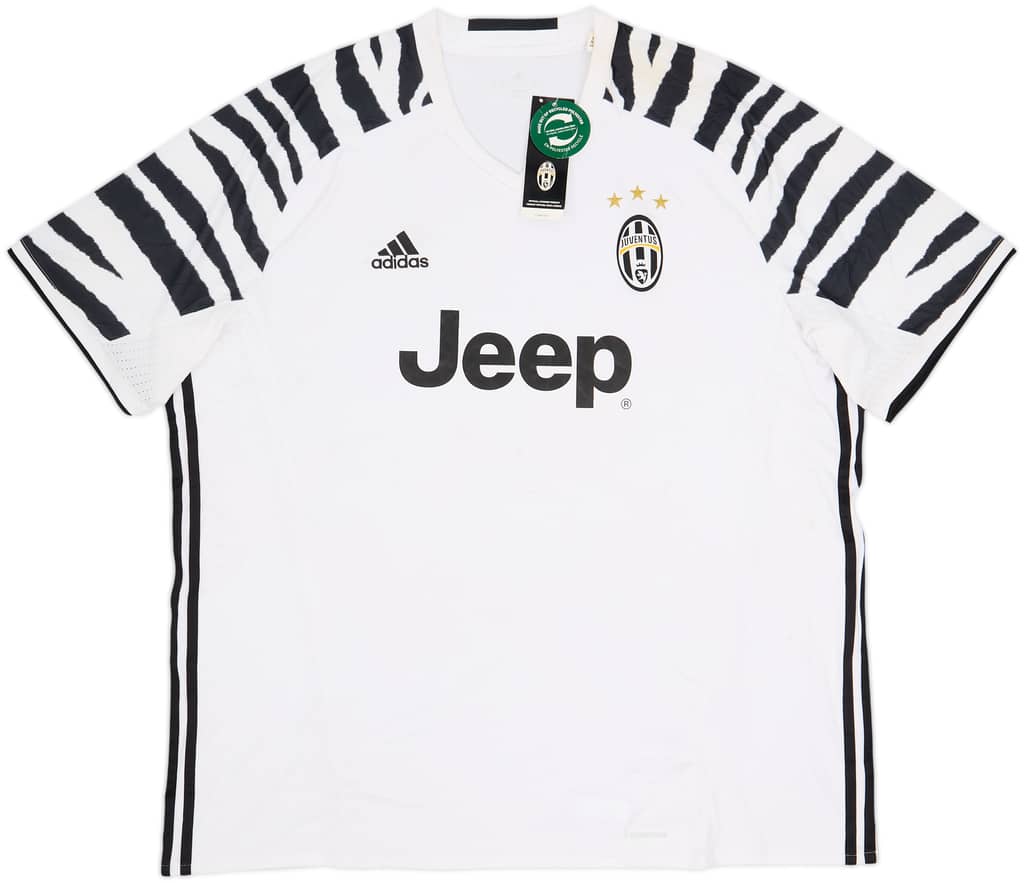 2016-17 Juventus Third Shirt (XXL)