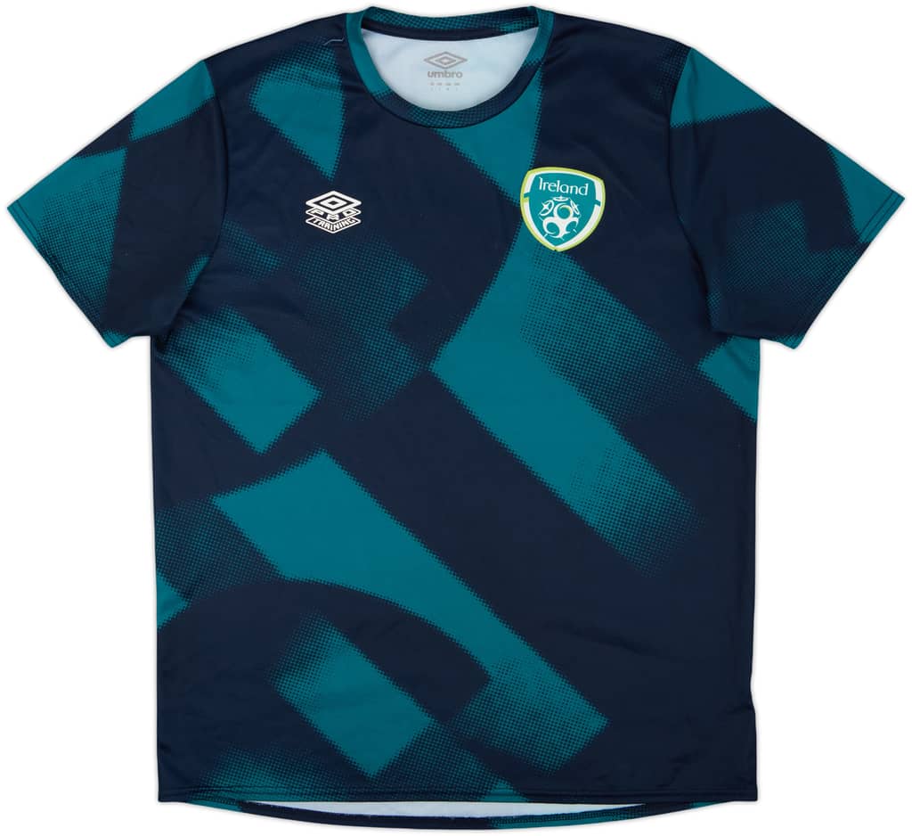 2022-23 Ireland Umbro Training Shirt - 9/10 - (L)