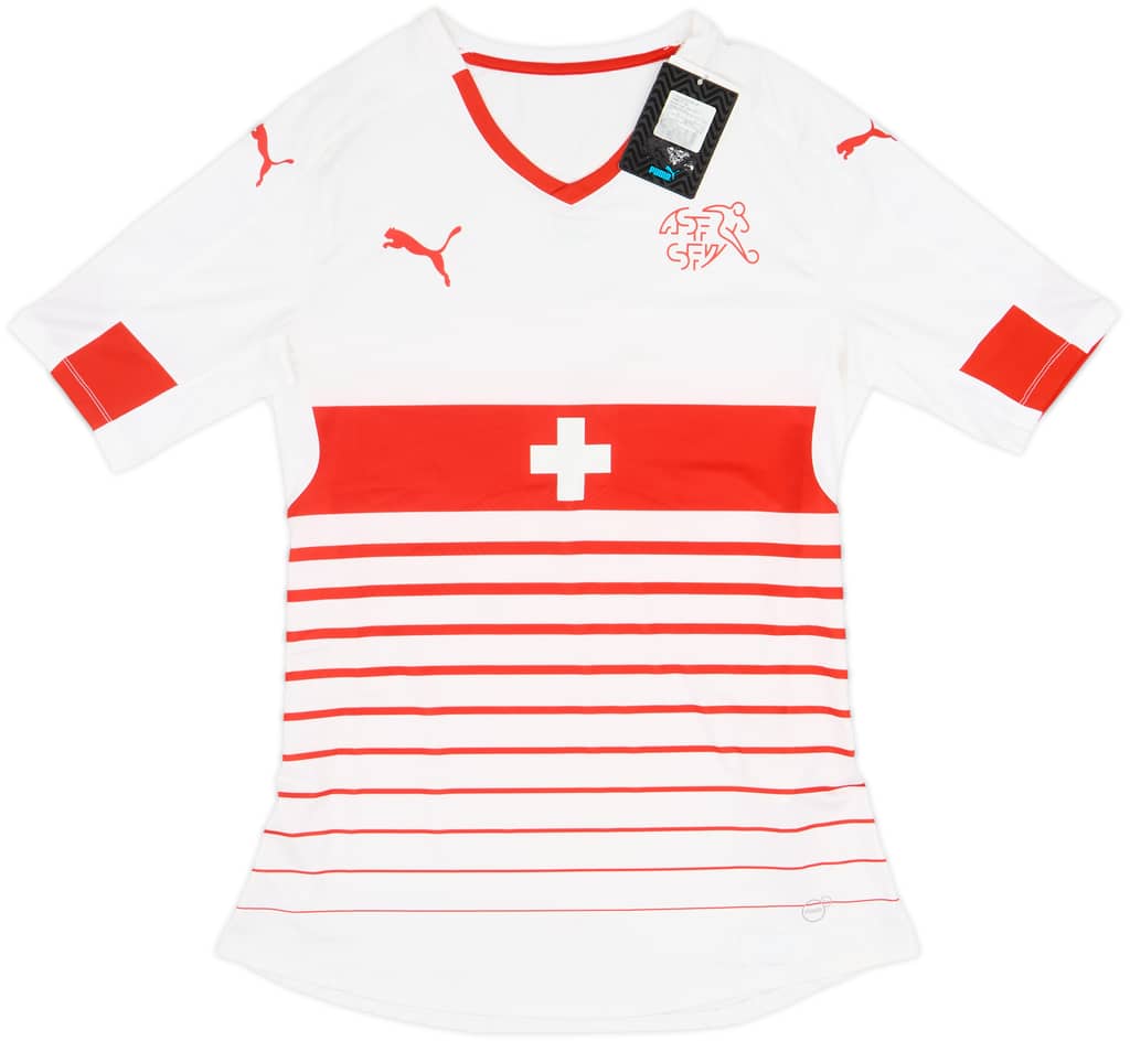 2016-17 Switzerland Authentic (ACTV Fit) Away Shirt (L)