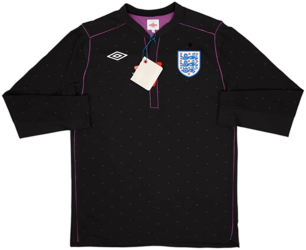 2010-11 England GK Shirt (L)