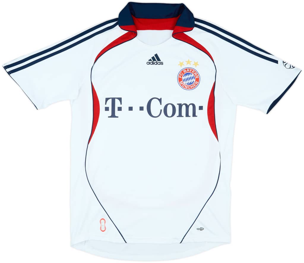 2006-07 Bayern Munich Away Shirt Schweinsteiger #31