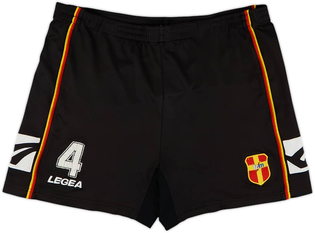 2005-06 Messina Player Issue Home Shorts #4 - 7/10 - (XL)