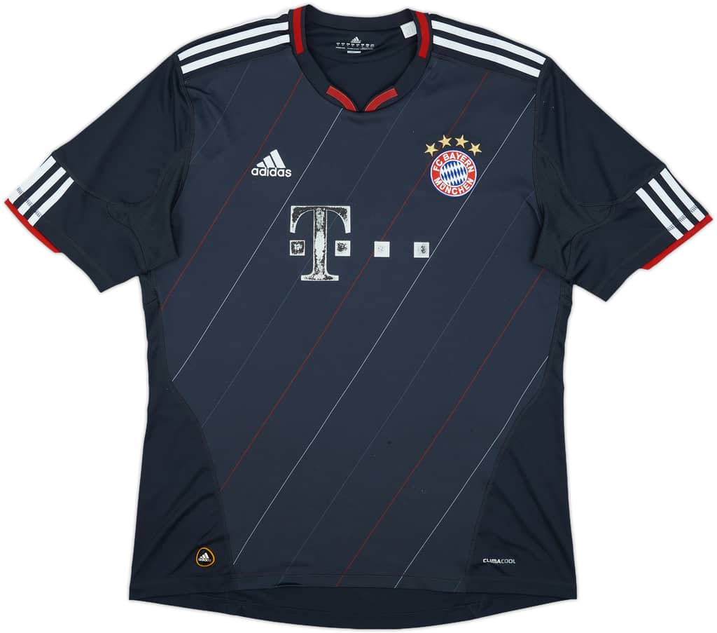 2010-11 Bayern Munich Third Shirt - 4/10 - (XL)