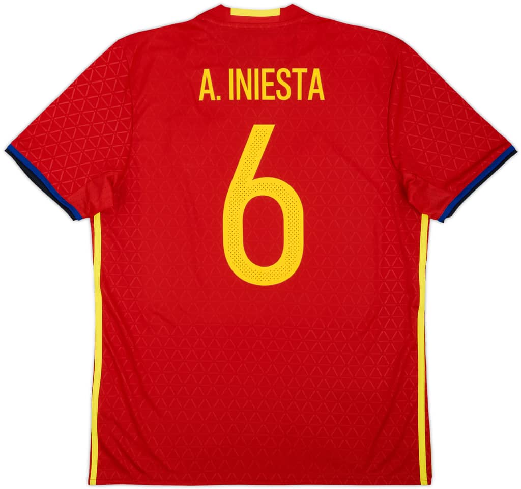 2016-17 Spain Home Shirt A. Iniesta #6 (L)