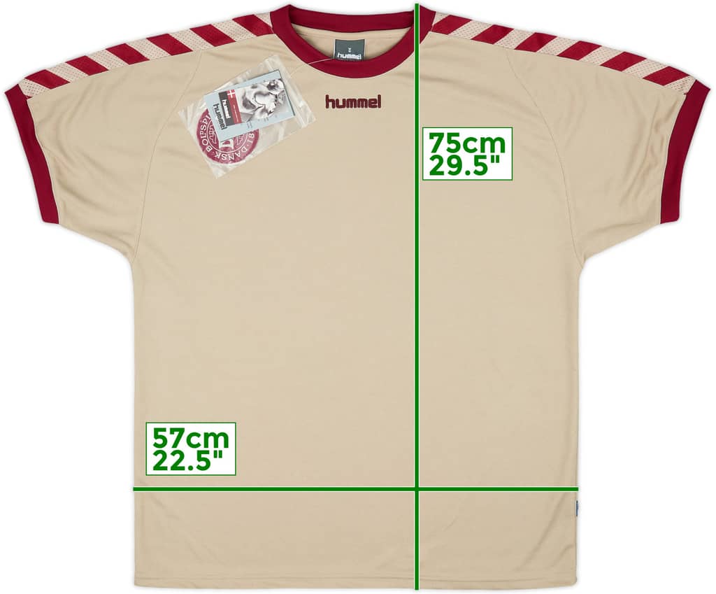 2002-03 Denmark Hummel Training Shirt (L)