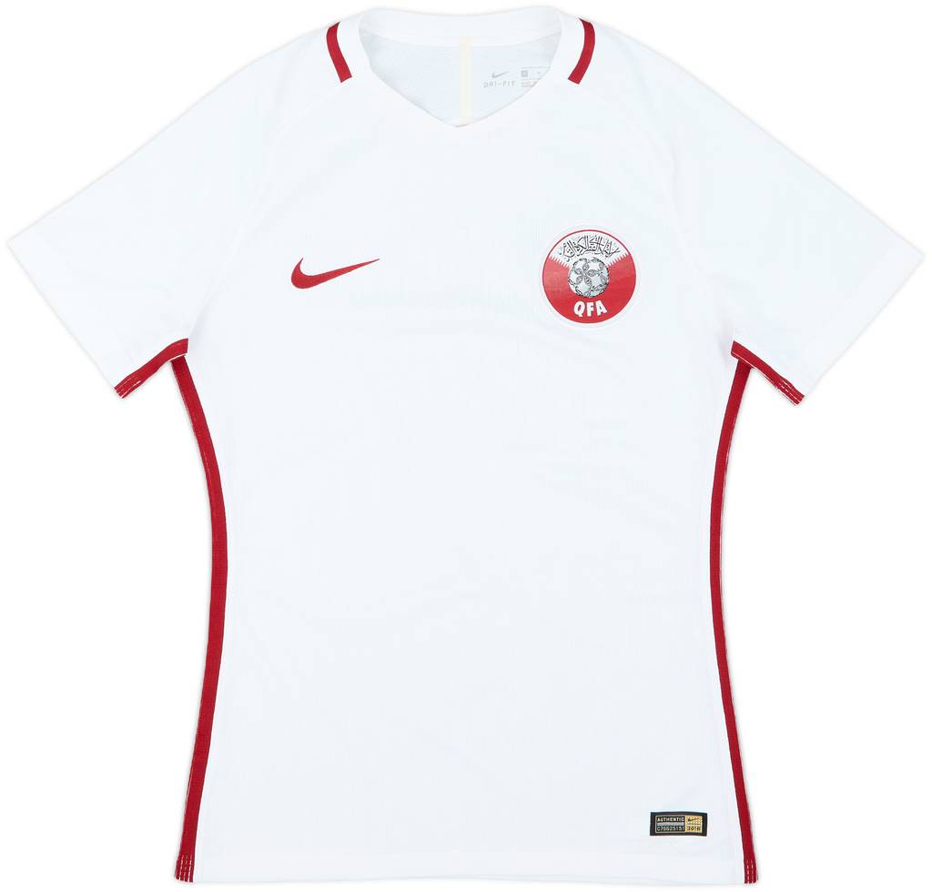 2016 Qatar Authentic Away Shirt - 10/10 - (M)