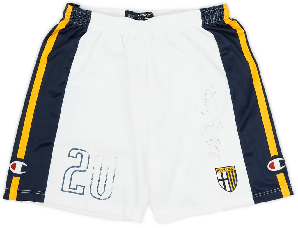 2003-04 Parma Player Issue 'Signed' Away Shorts #20 - 5/10 - (L)