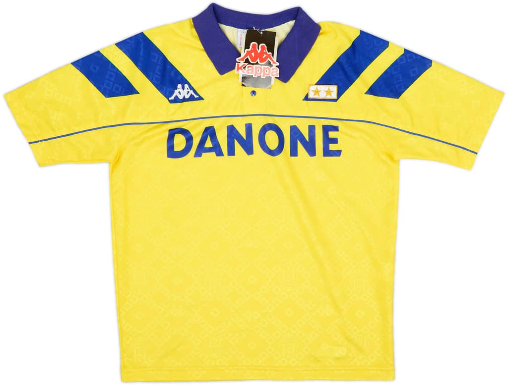 1992-94 Juventus Away Shirt (M)