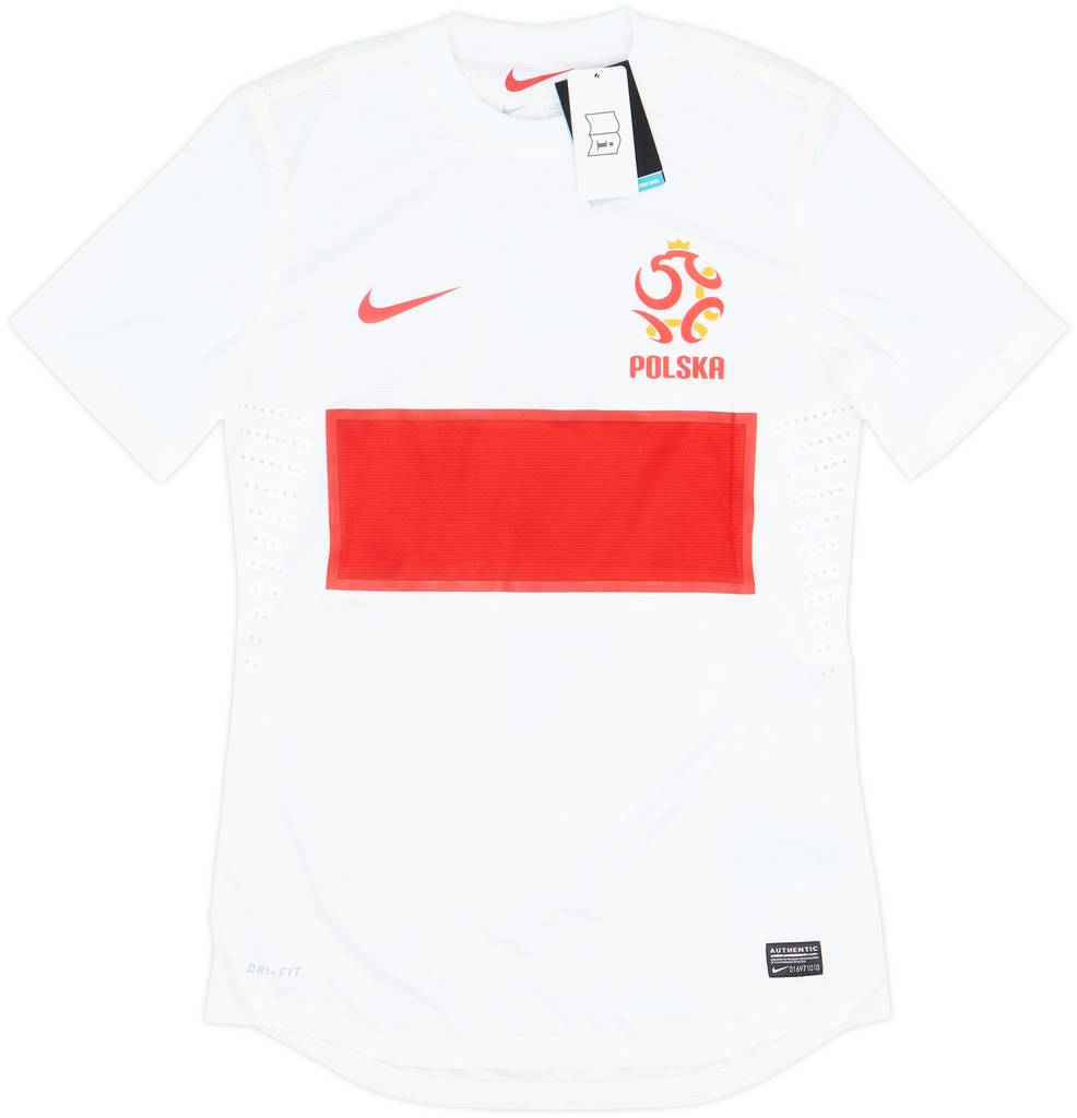 2012-13 Poland Authentic Home Shirt (M)