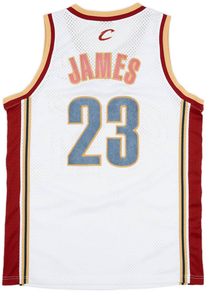 2003-04 Cleveland Cavaliers James #23 Nike Swingman Home Jersey - 6/10 - (M)