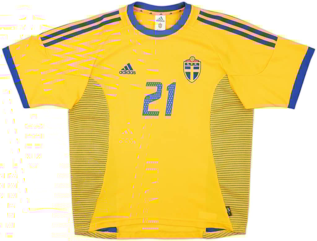 2002-03 Sweden Home Shirt Ibrahimovic #21