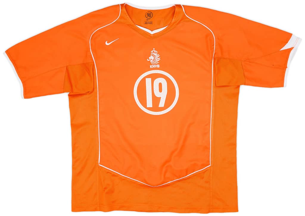 2004-06 Netherlands Home Shirt Robben #19