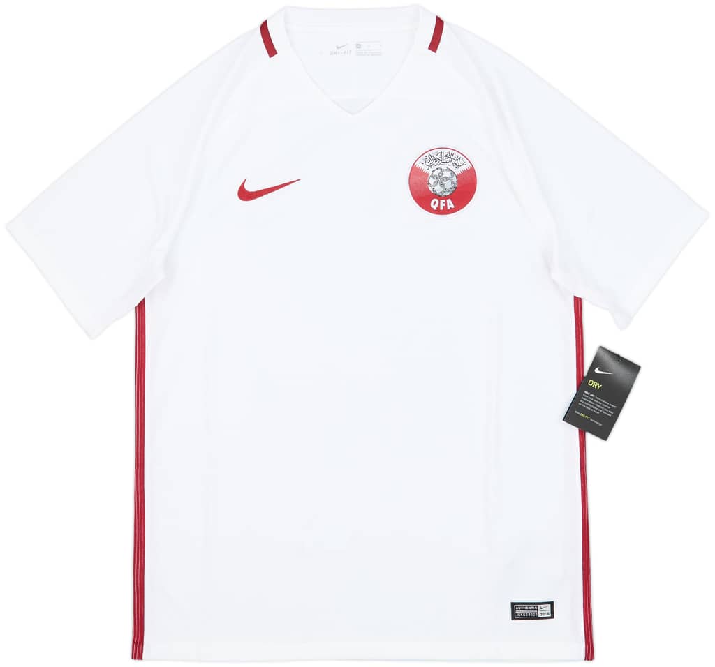 2016 Qatar Away Shirt (M)