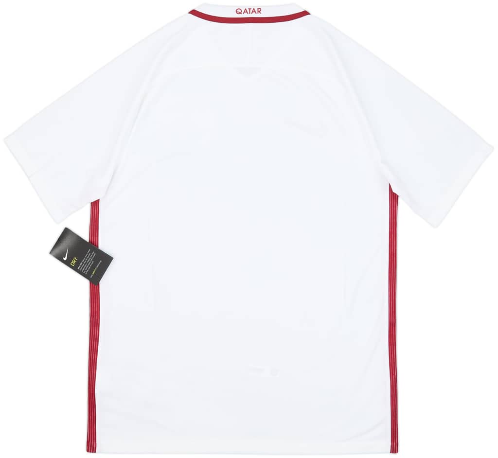 2016 Qatar Away Shirt (M)