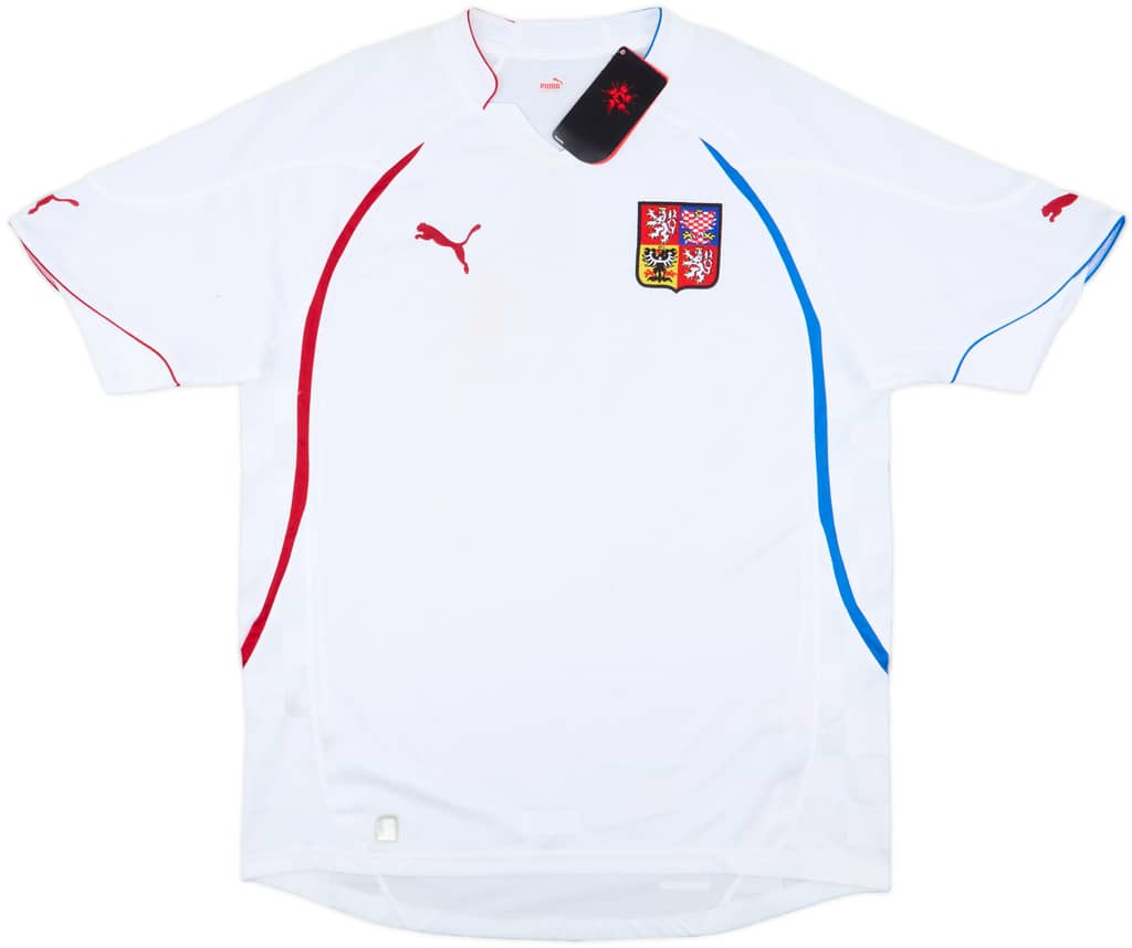 2010-11 Czech Republic Away Shirt (L)