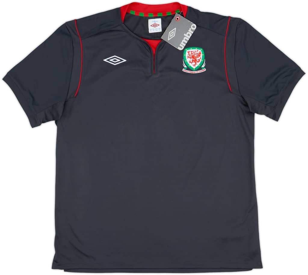 2011-12 Wales Away Shirt (L)