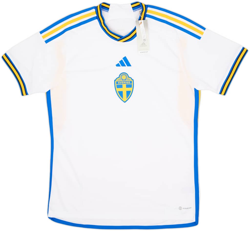 2022-23 Sweden Away Shirt (L)