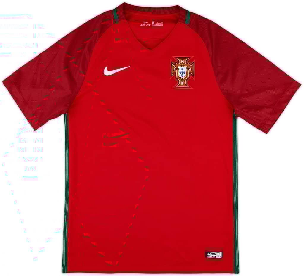 2016-18 Portugal Home Shirt - 10/10 - (S)