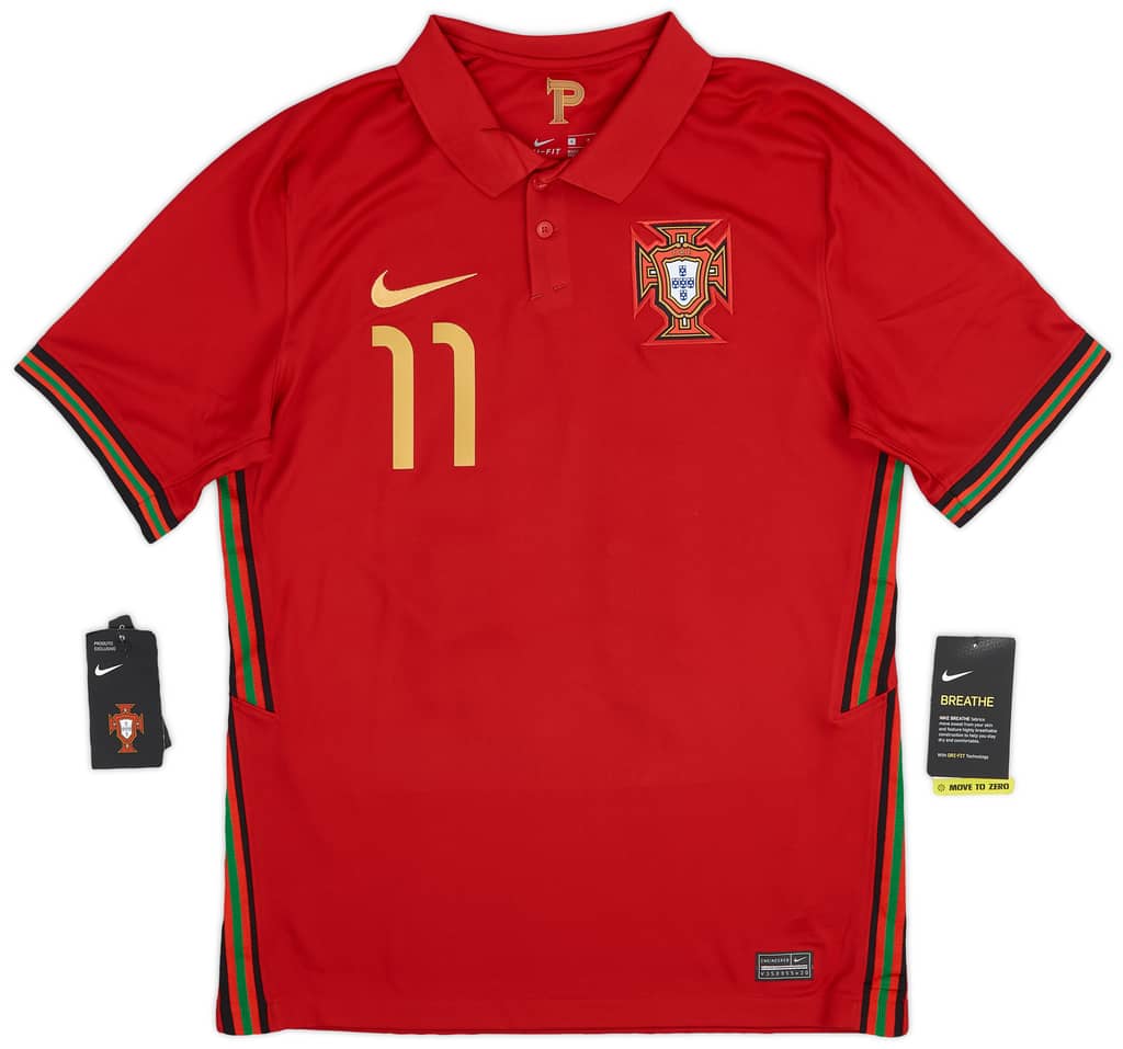 2020-21 Portugal Home Shirt B.Fernandes #11 (S)