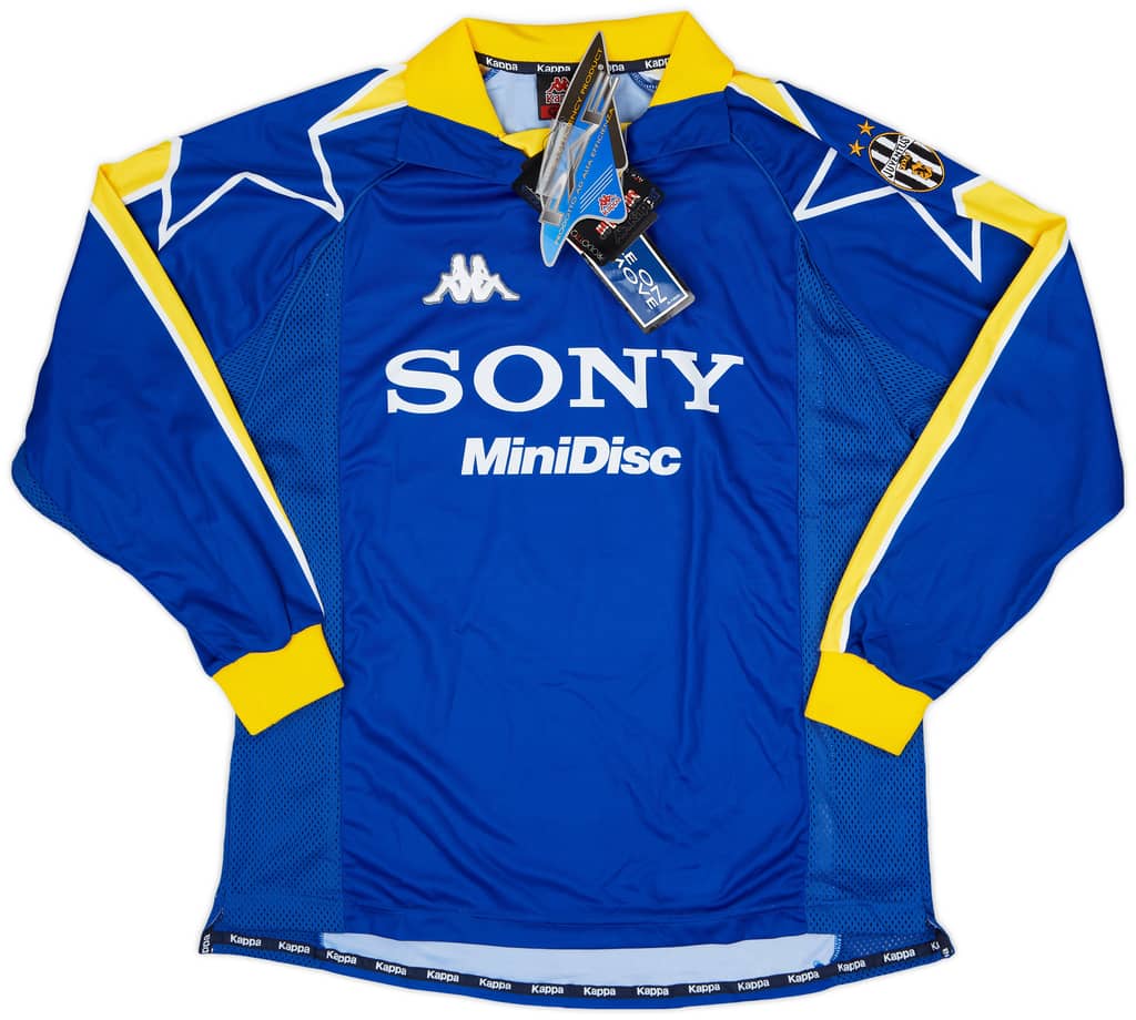 1996-97 Juventus Away L/S Shirt (L)
