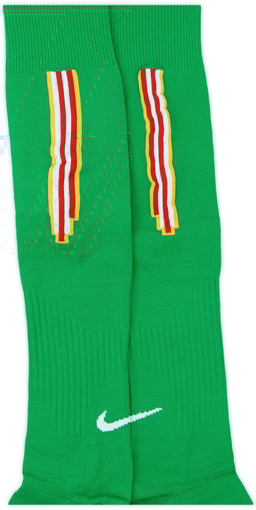 Nike Football Socks - 9/10 - (UK 2.5-7)