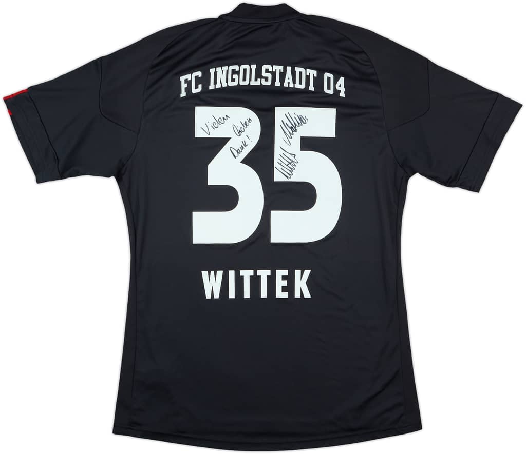 2010-11 Ingolstadt Match Issue Signed Home Shirt Wittek #35