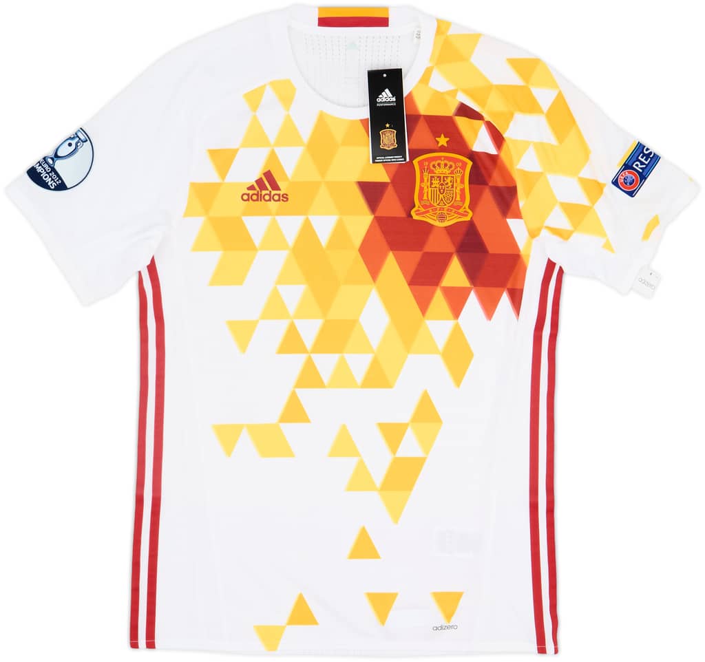 2016-17 Spain Authentic Away Shirt (M)