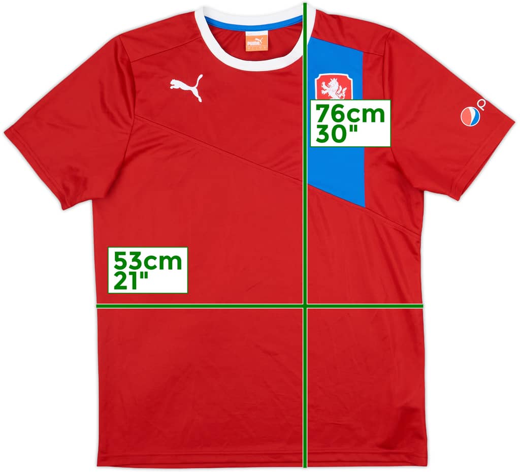 2012-13 Czech Republic Basic Home Shirt - 10/10 - (L)