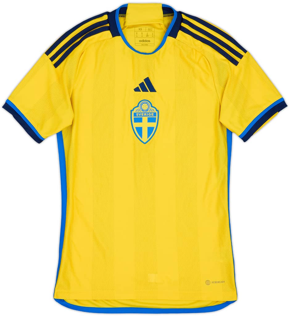 2022-23 Sweden Home Shirt - 10/10 - (XS)