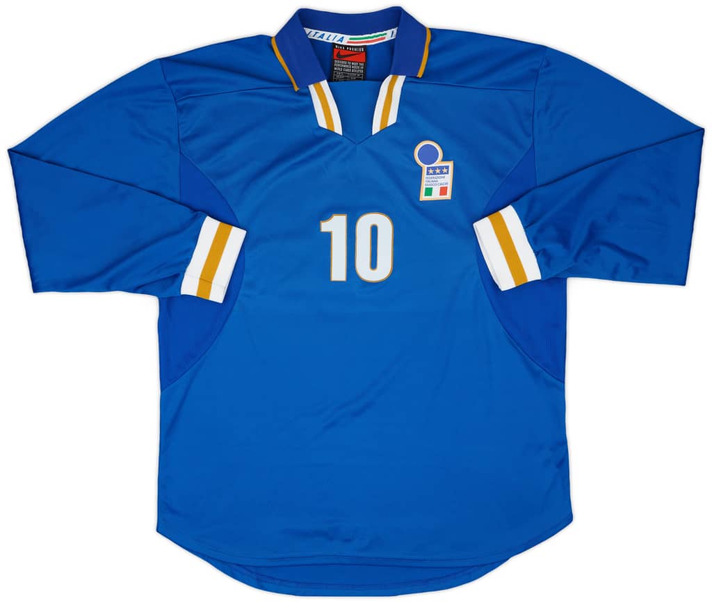 1996-97 Italy Match Issue Home L/S Shirt #10