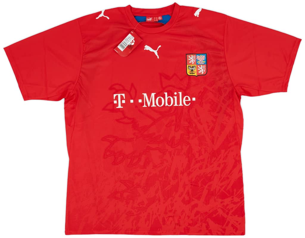 2006-08 Czech Republic Basic Home Shirt (XL)