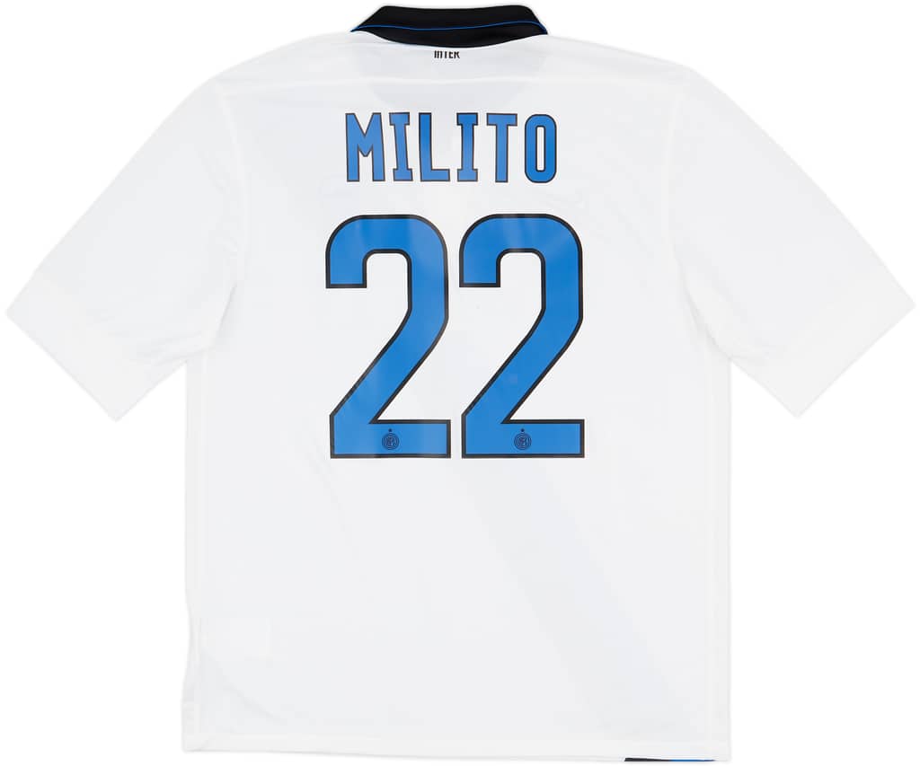 2011-12 Inter Milan Away Shirt Milito #22 (L)