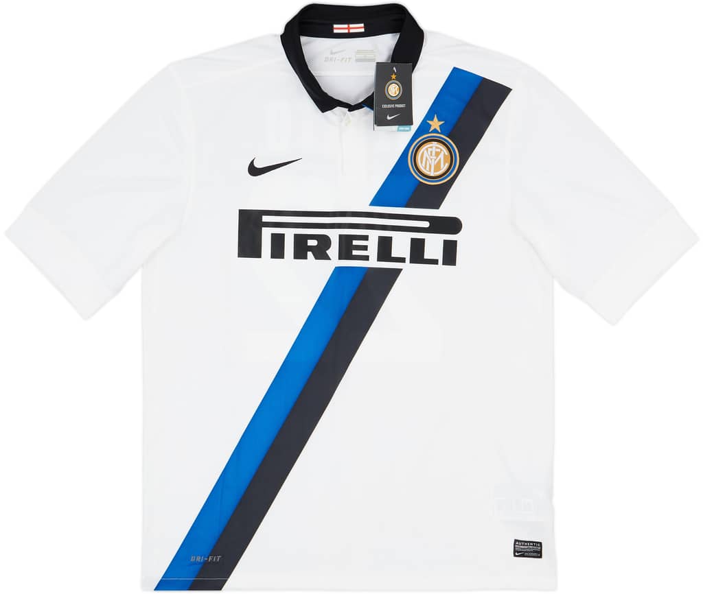 2011-12 Inter Milan Away Shirt Milito #22 (L)