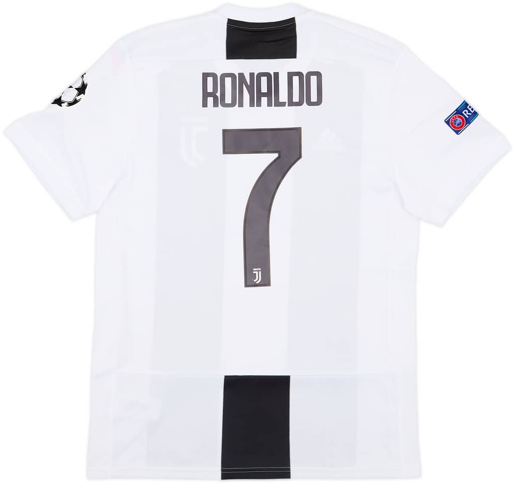 2018-19 Juventus Home Shirt Ronaldo #7 (M)