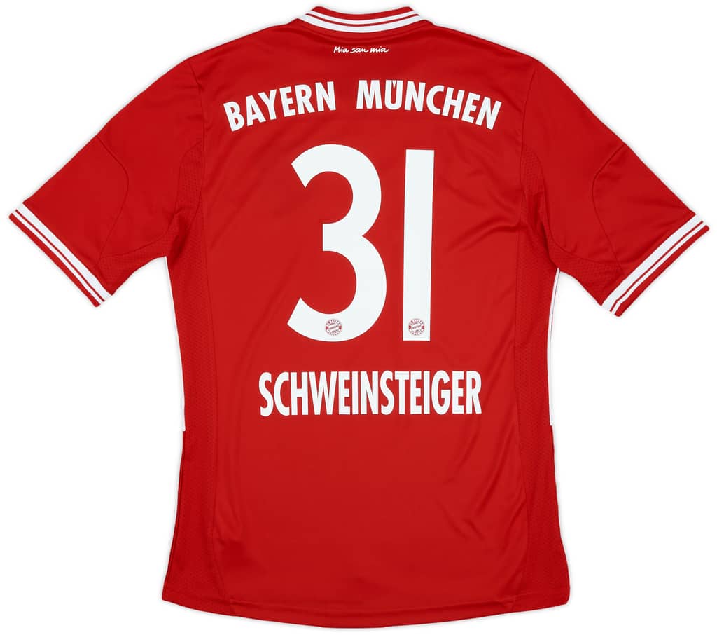 2013-14 Bayern Munich Home Shirt Schweinsteiger #31