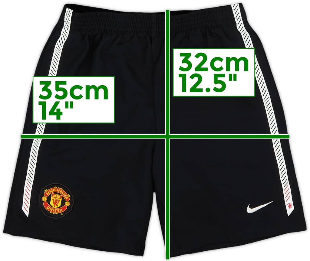 2010-11 Manchester United Away Shorts - 9/10 - (24-36 Months)