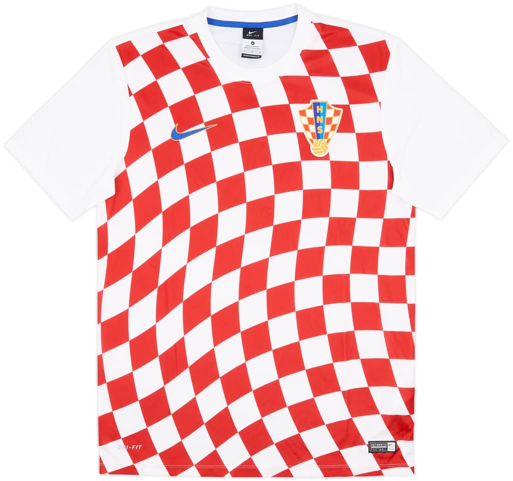 2016-18 Croatia Basic Home Shirt - 10/10 - (M)