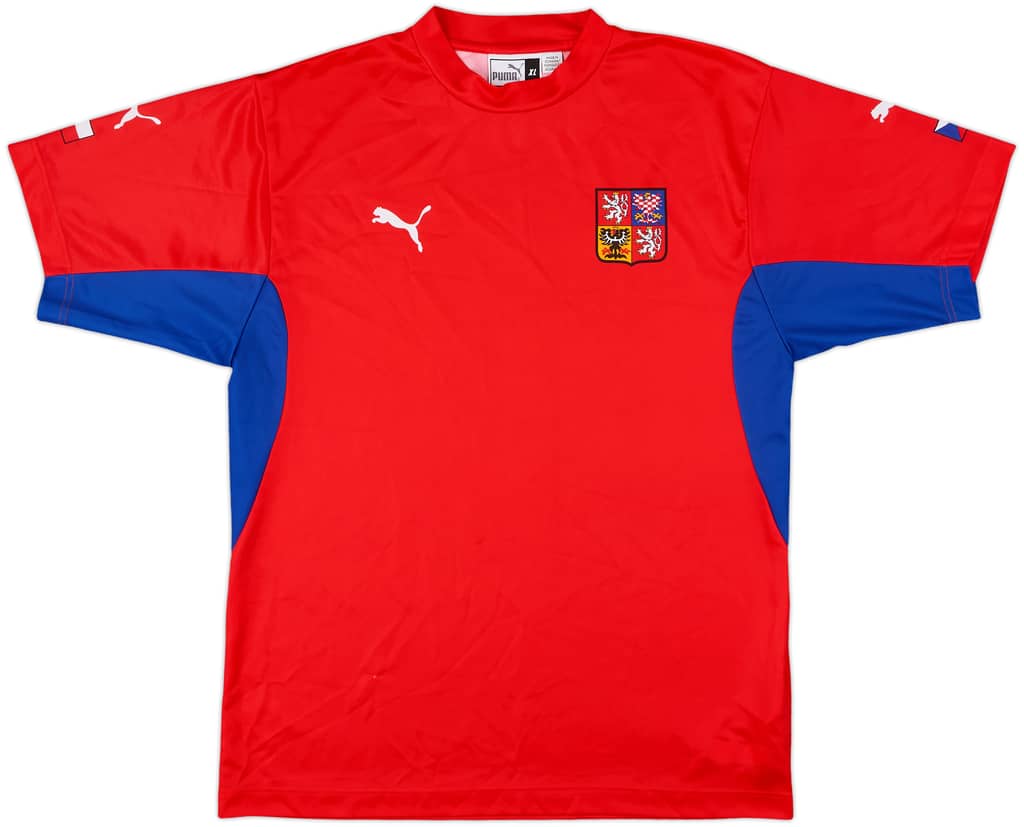 2002-04 Czech Republic Basic Home Shirt - 9/10 - (XL)
