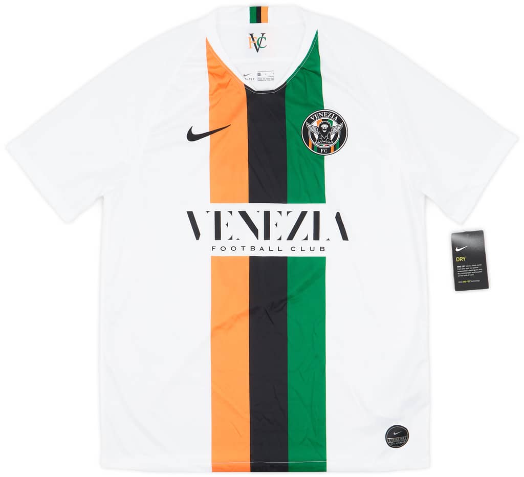 2019-20 Venezia Away Shirt Suciu #6 (L)