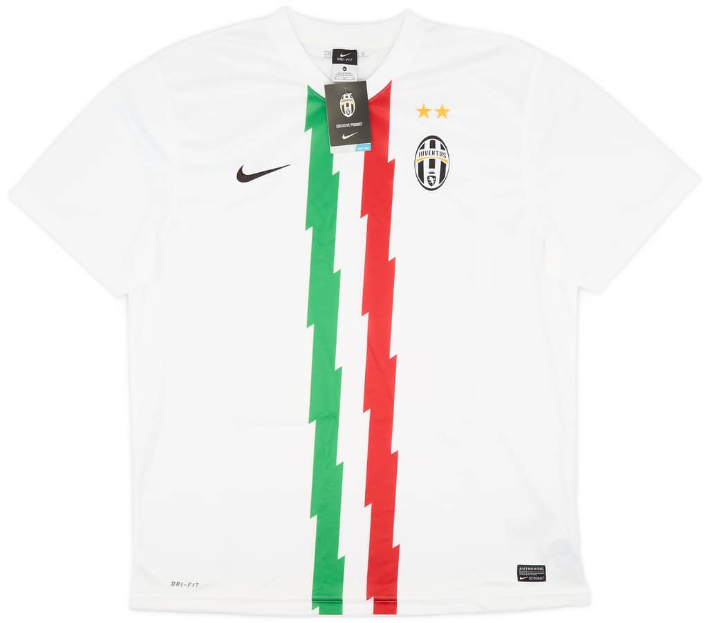 2010-12 Juventus Basic Away Shirt (XL)