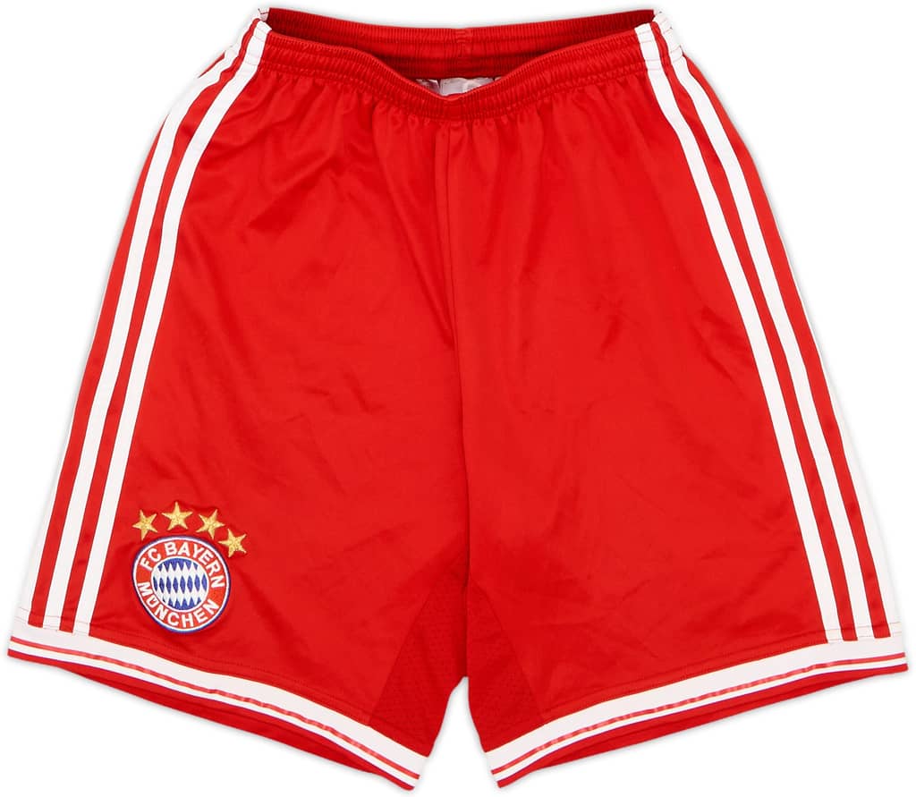 2013-14 Bayern Munich Home Shorts - 7/10 - (12-13 Years)