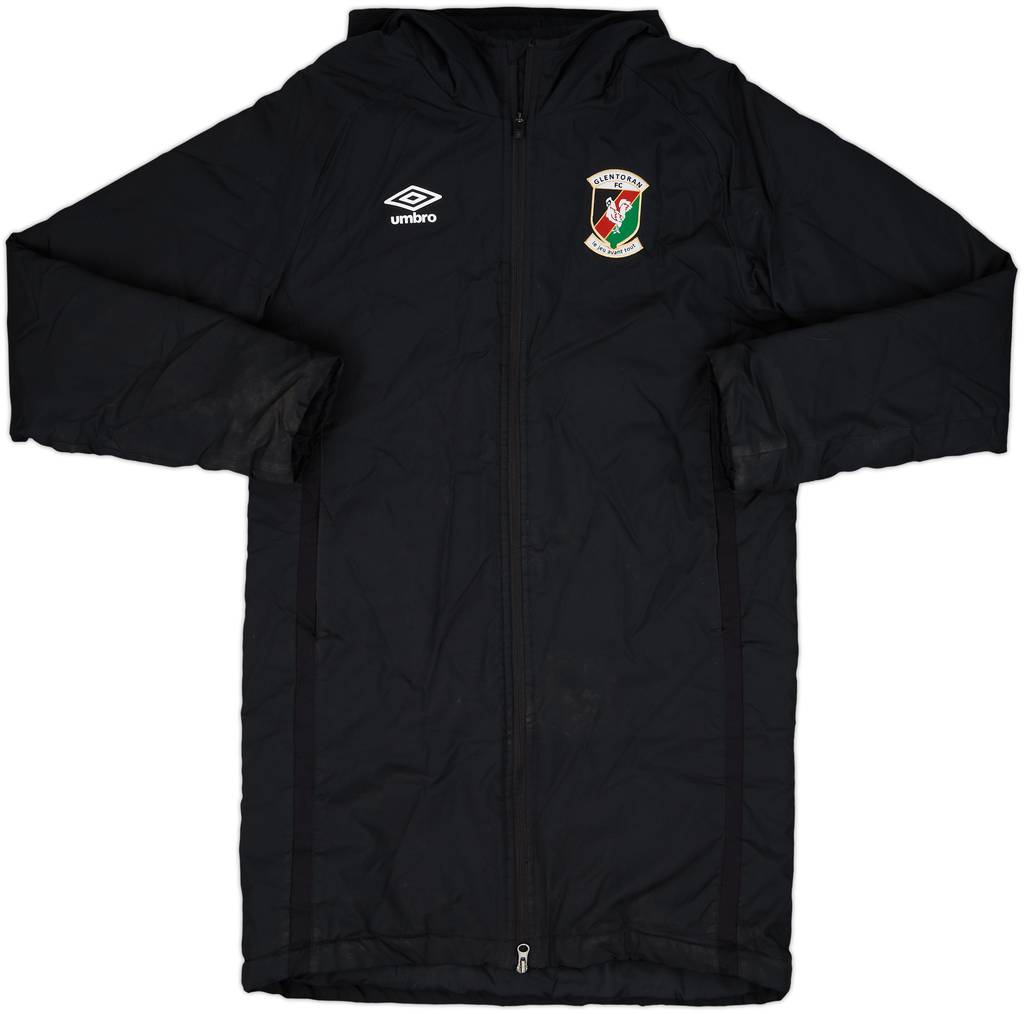 2018-19 Glentoran Umbro Padded Bench Coat - 7/10 - (M)