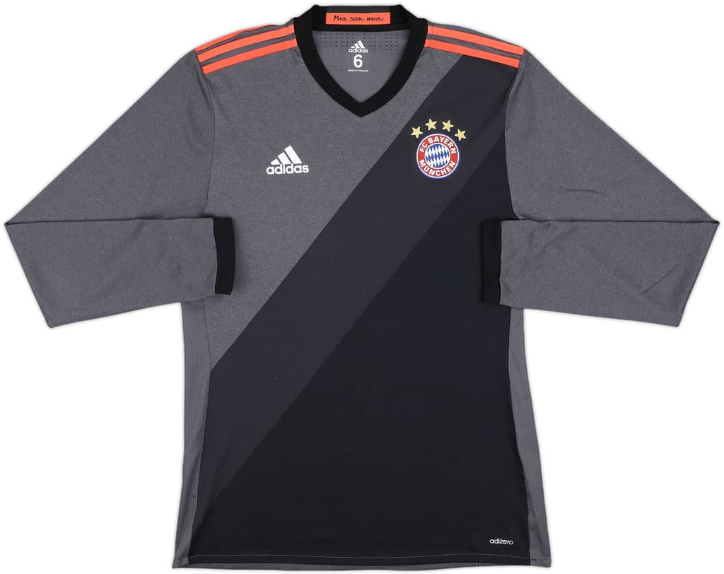 2016-17 Bayern Munich Player Issue Away L/S Shirt - 10/10 - (M)