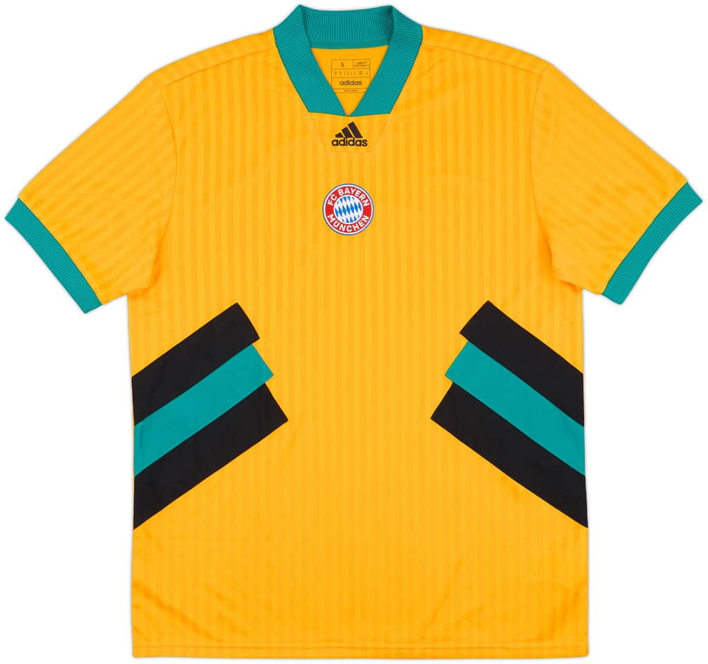 2022-23 Bayern Munich adidas Retro Icon Shirt - 10/10 - (S)