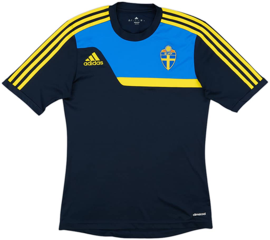 2013-14 Sweden adidas Training Shirt - 10/10 - (S)